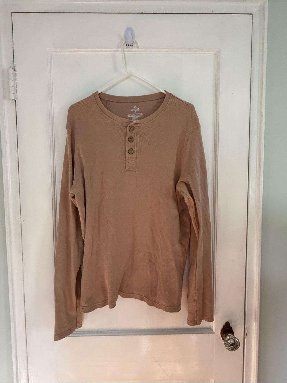 The Honest Company Men's Long-Sleeve Henley - Beige/Tan